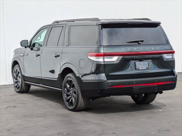 New 2023 Lincoln Navigator L Black Label AWD/4WD image 3