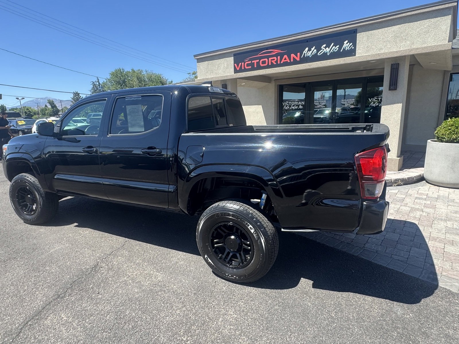 Used 2023 Toyota Tacoma SR5 image 4