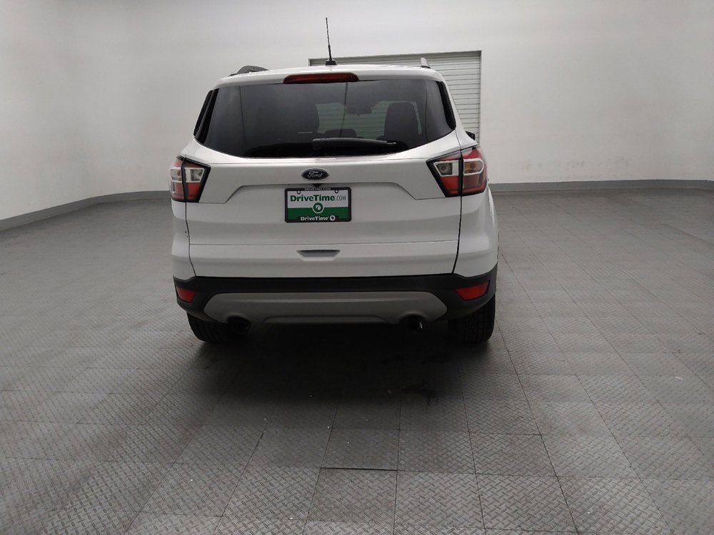 Used 2018 Ford Escape SE FWD image 7