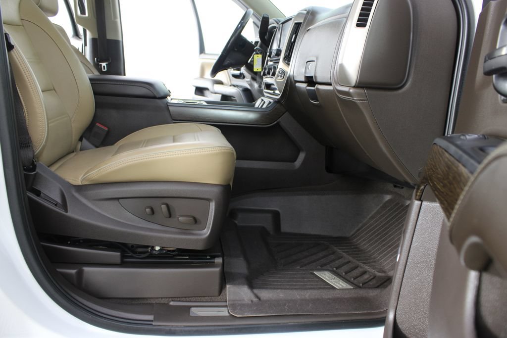 Used 2018 GMC Sierra 1500 Denali AWD/4WD image 23