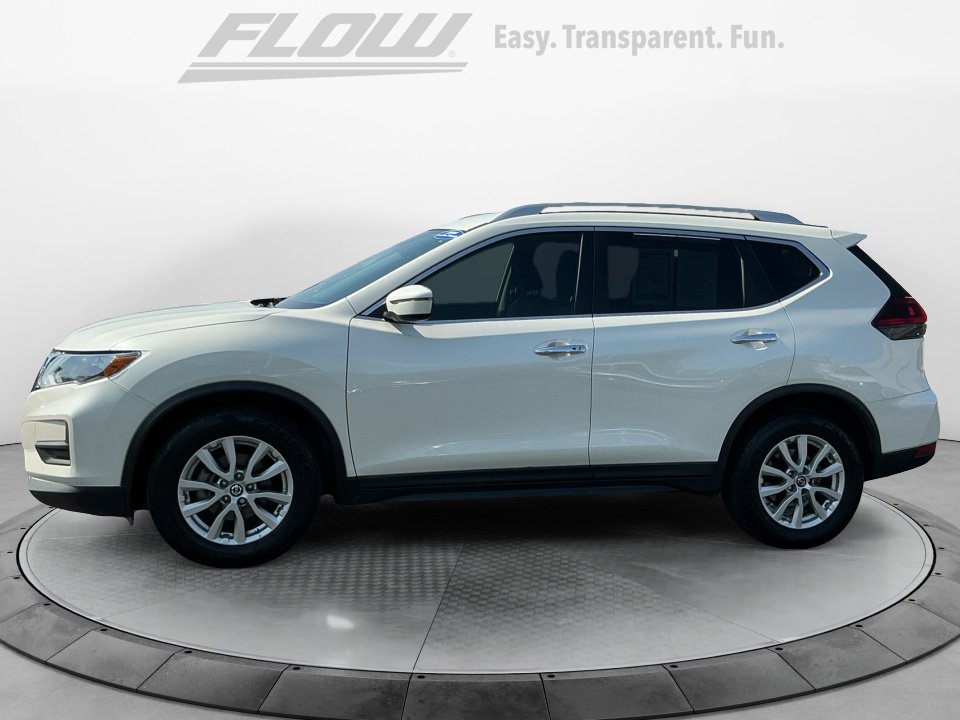 Used 2018 Nissan Rogue SV image 5