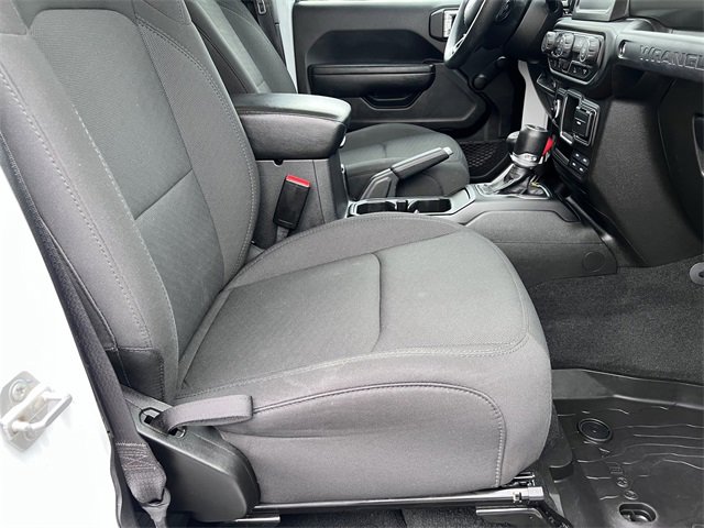 Used 2023 Jeep Wrangler Unlimited Sport image 17