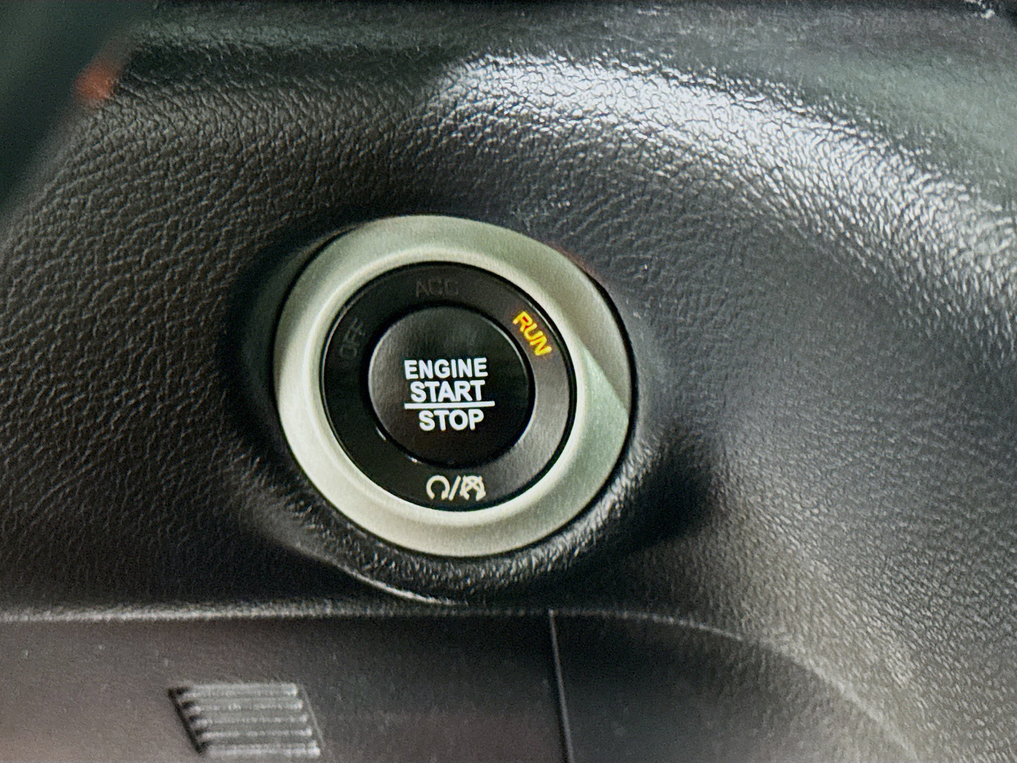Used 2020 Chrysler Pacifica Touring-L Plus FWD image 19