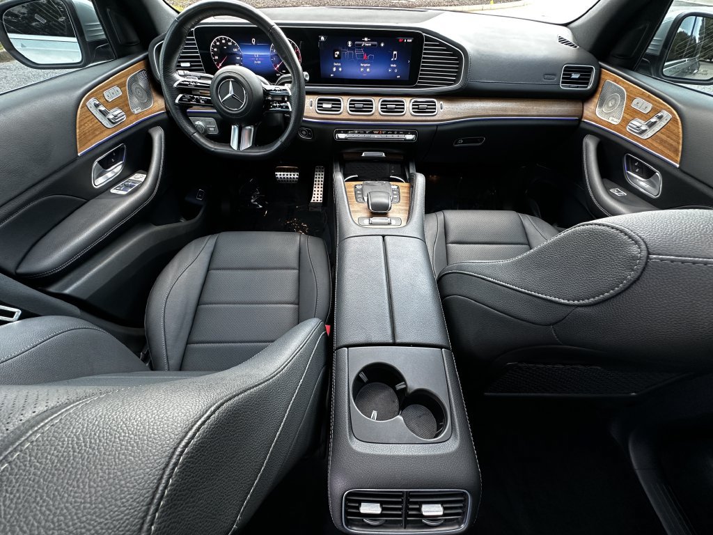 Certified 2025 Mercedes-Benz GLS 450 4MATIC w/ AMG Line Exterior image 27