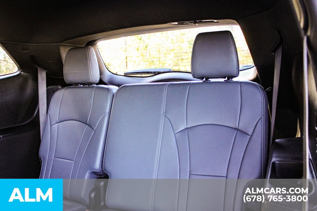 Used 2024 Buick Enclave Premium image 19