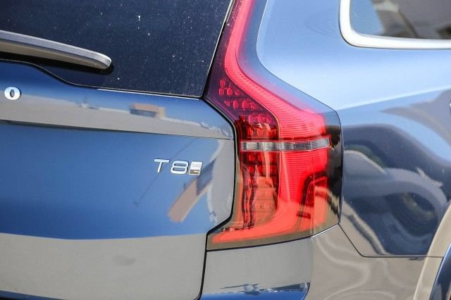 New 2026 Volvo XC90 T8 Ultra w/ Protection Package Premier AWD/4WD image 9