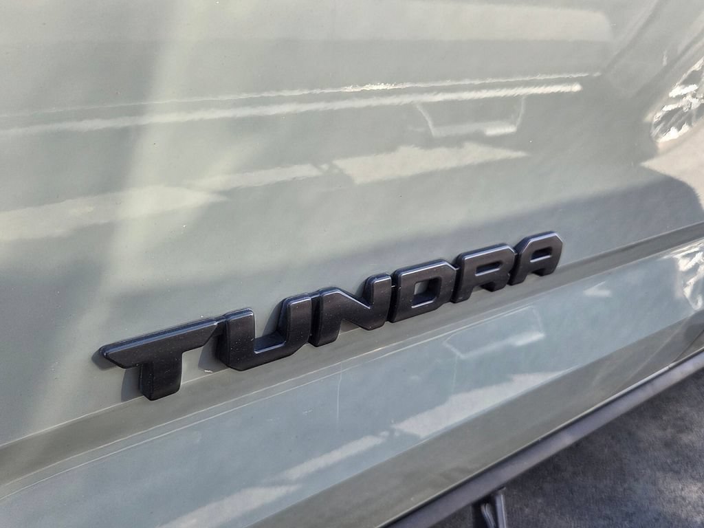 Used 2024 Toyota Tundra Limited AWD/4WD image 5