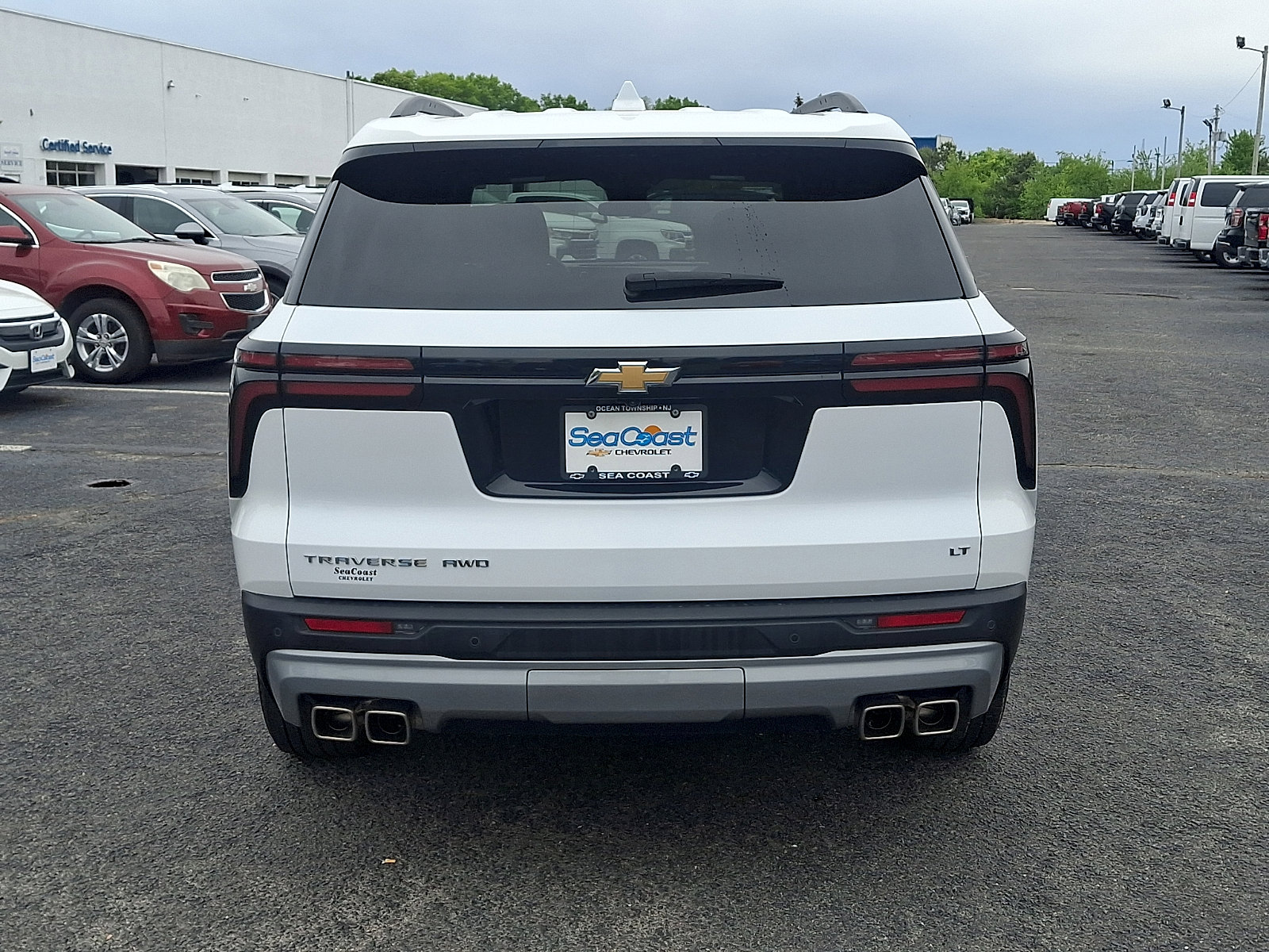 Used 2024 Chevrolet Traverse LT w/ LPO, Floor Liner Package AWD/4WD image 6