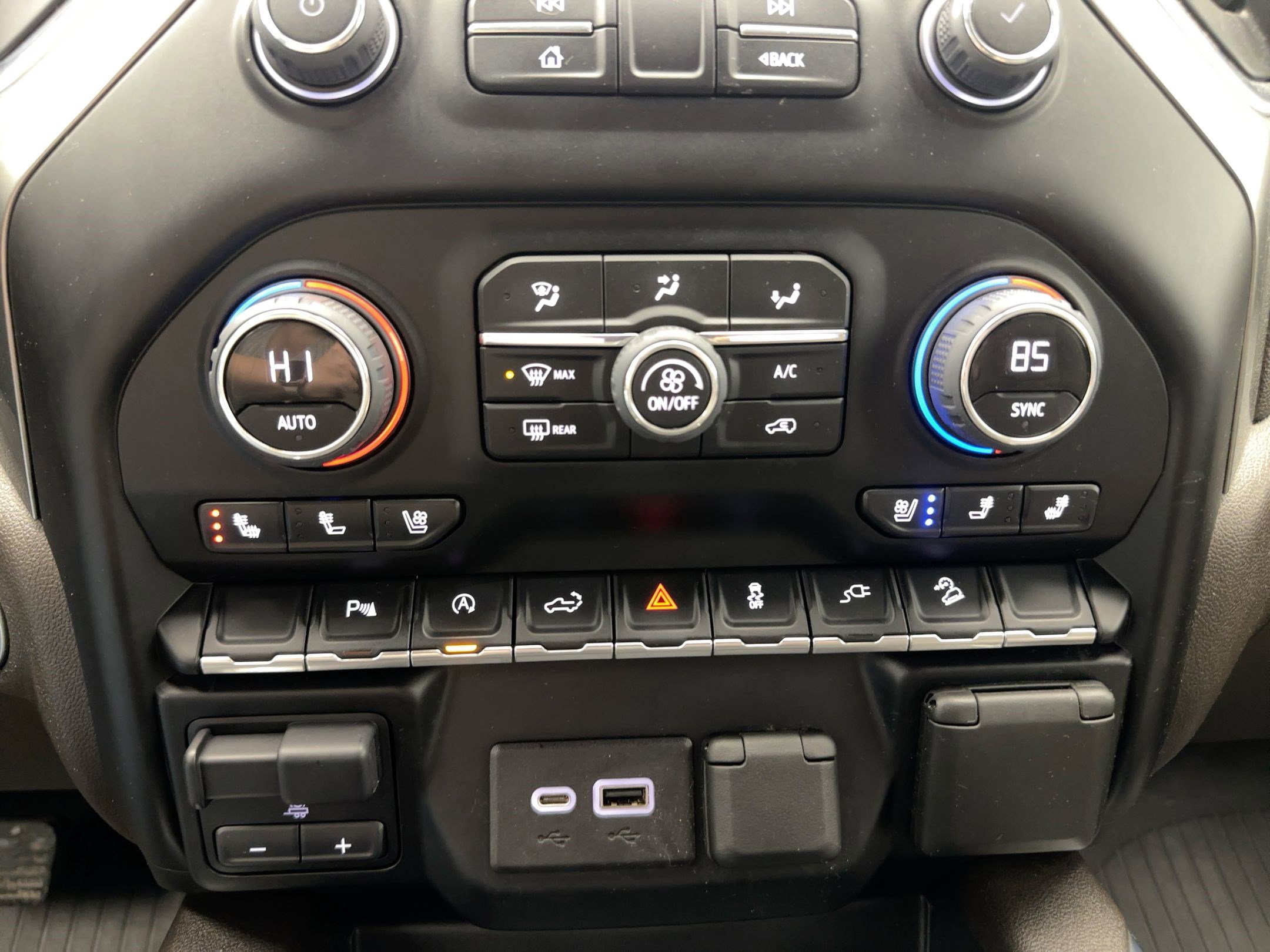 Certified 2022 Chevrolet Silverado 1500 LTZ image 18