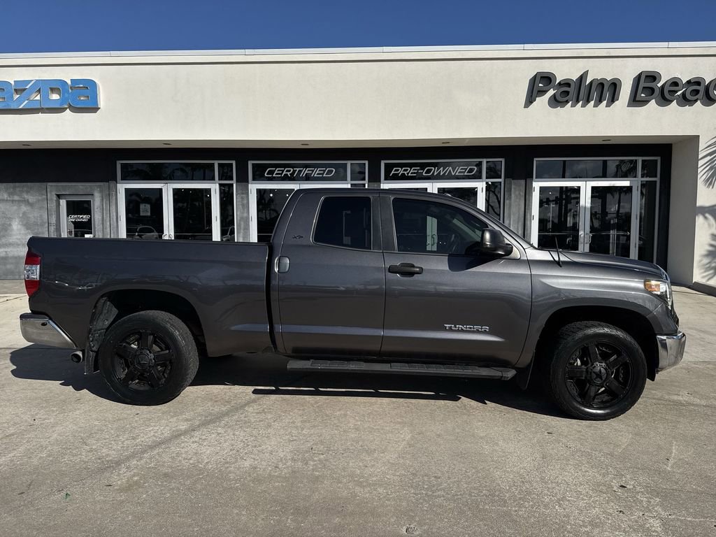 Used 2019 Toyota Tundra SR5 w/ SR5 Upgrade Package image 5