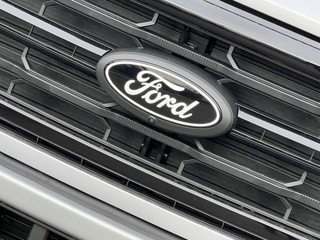 New 2026 Ford F150 XLT w/ Equipment Group 302A MID image 4