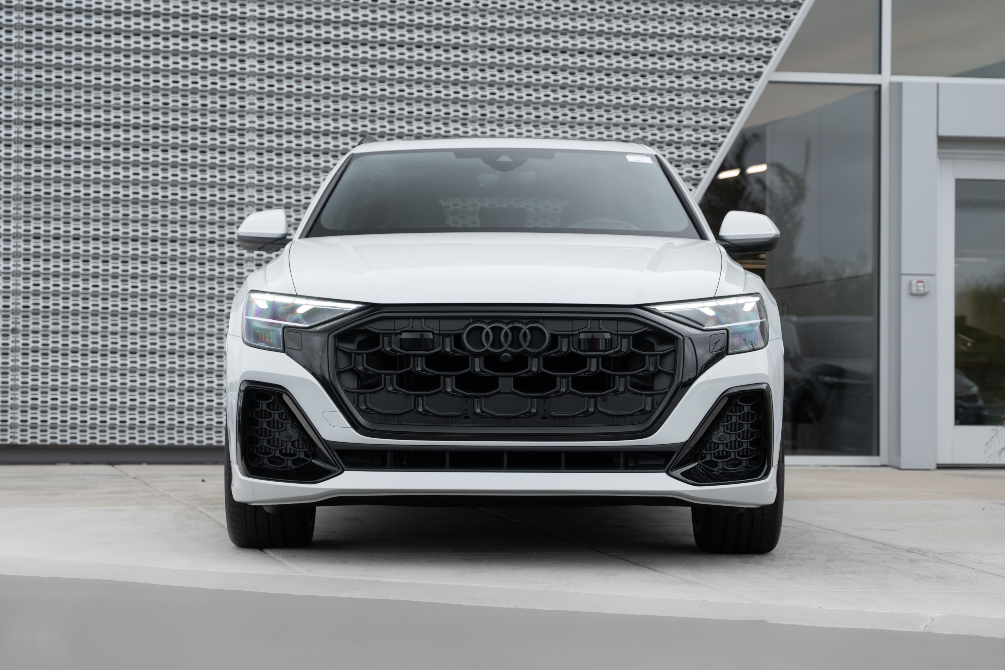 New 2026 Audi Q8 Prestige image 40