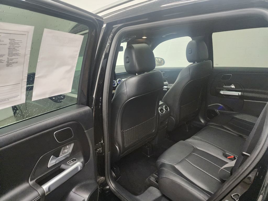 Used 2024 Mercedes-Benz GLB 250 4MATIC image 24