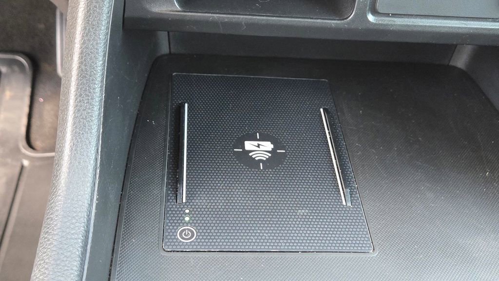 Used 2025 Honda Pilot EX-L image 23