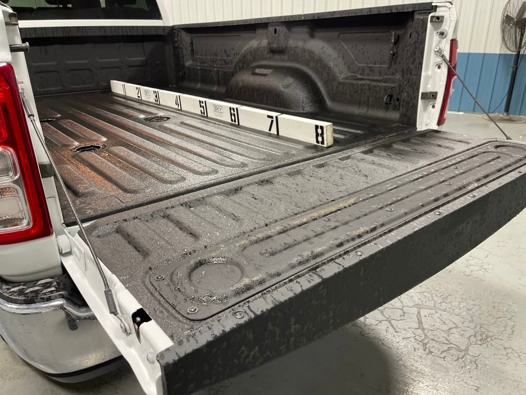 Used 2024 RAM 3500 Big Horn image 11