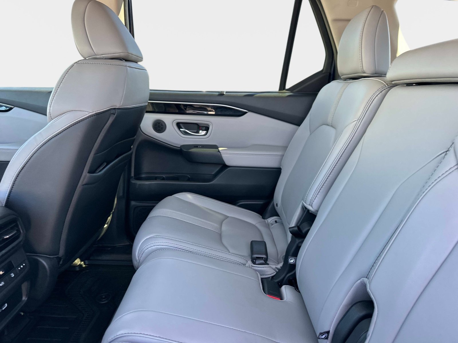 Used 2023 Honda Pilot EX-L image 13