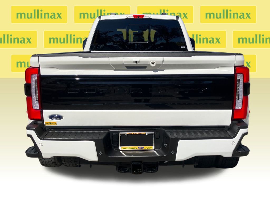 Used 2025 Ford F450 Platinum w/ FX4 Off-Road Package image 30