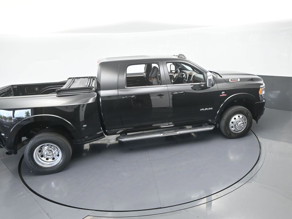 Used 2023 RAM 3500 Limited image 16