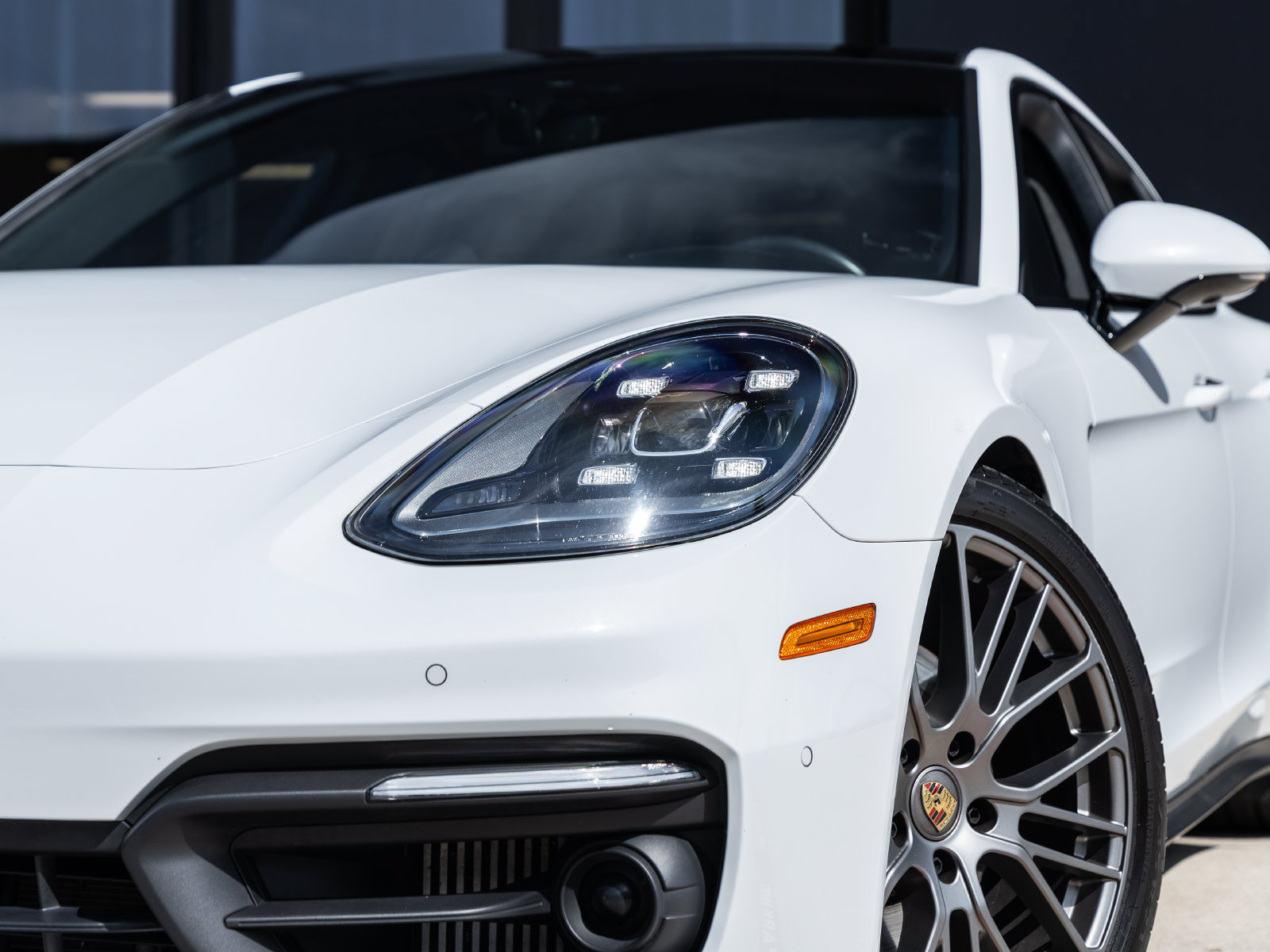Certified 2023 Porsche Panamera 4 Platinum Edition AWD/4WD image 18