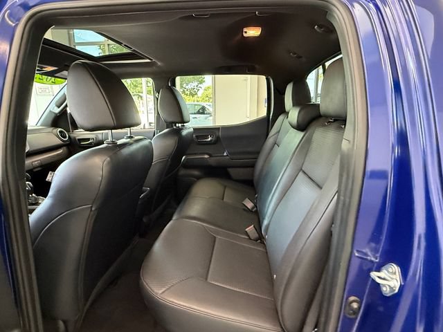 Used 2023 Toyota Tacoma TRD Off-Road w/ TRD Premium Off Road Package AWD/4WD image 11