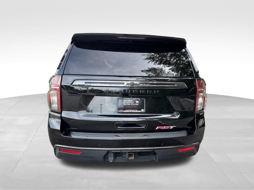 Used 2021 Chevrolet Suburban RST w/ Luxury Package RWD image 4