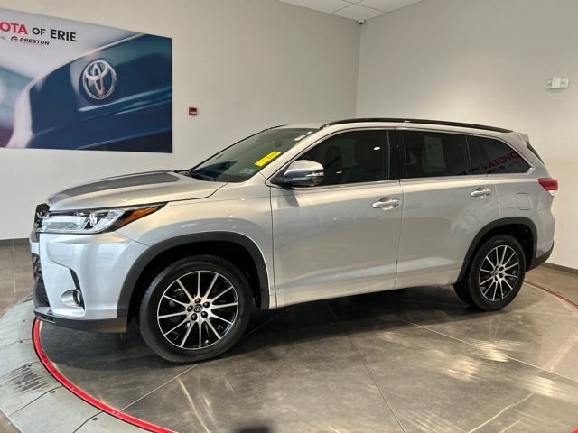 Used 2018 Toyota Highlander SE FWD image 4