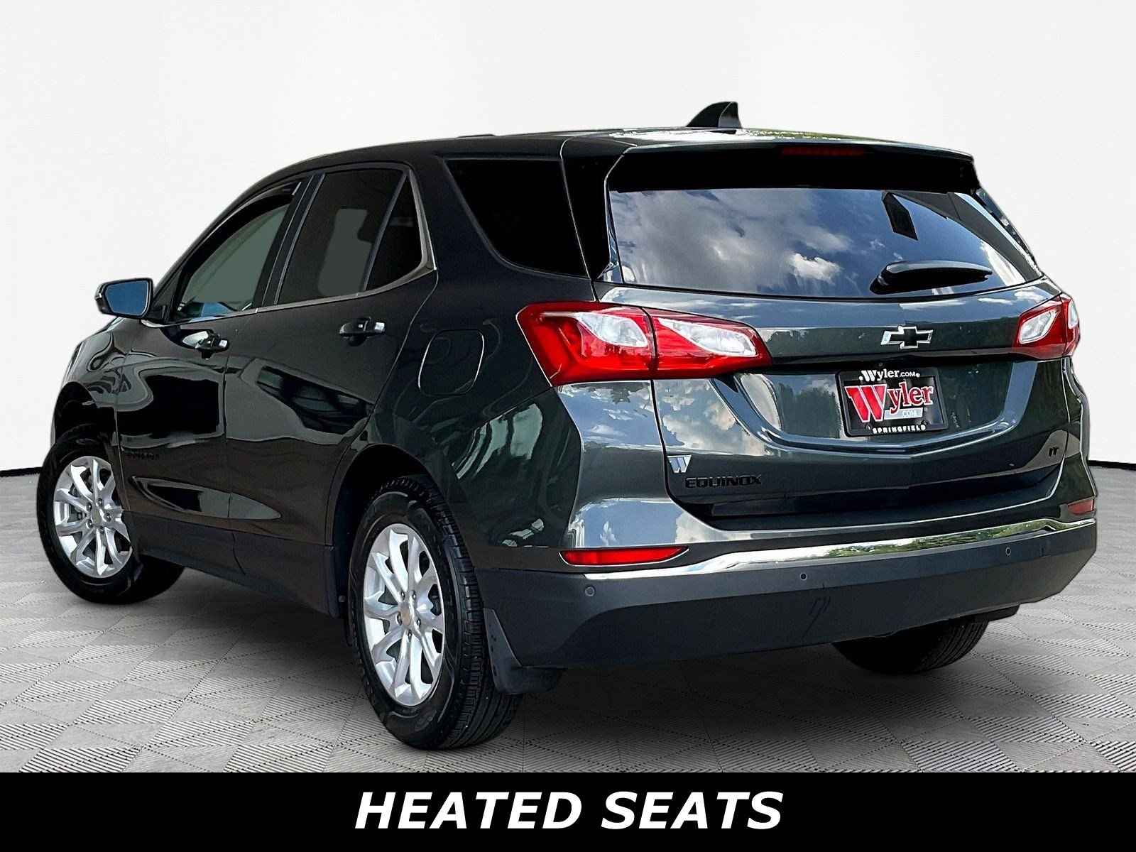 Used 2019 Chevrolet Equinox LT FWD image 4