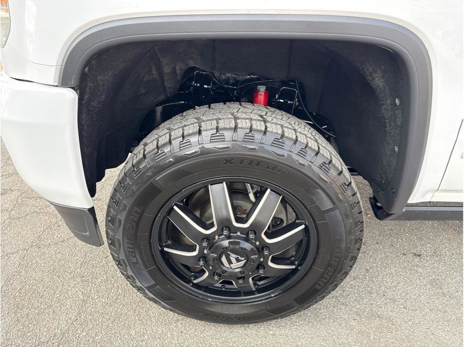 Used 2015 GMC Sierra 3500 Denali image 21