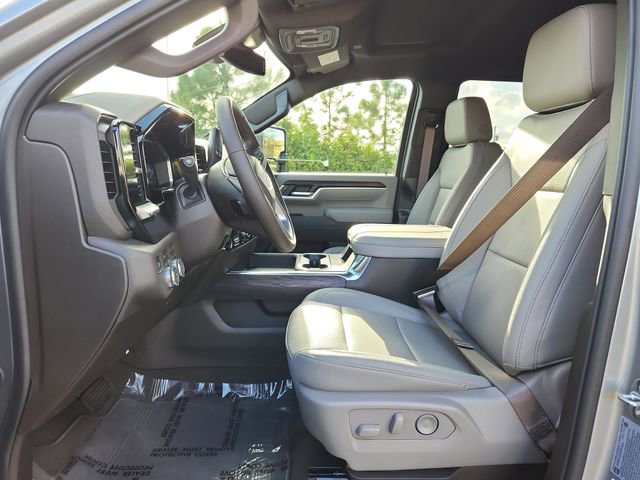 New 2026 GMC Sierra 3500 SLT w/ SLT Convenience Package image 15