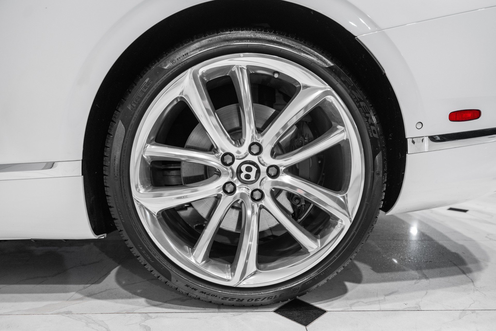 Certified 2023 Bentley Continental GT V8 AWD/4WD image 15