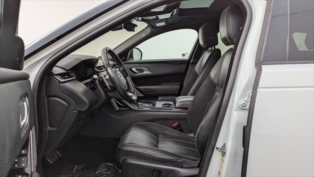 Used 2018 Land Rover Range Rover Velar R-Dynamic SE image 16