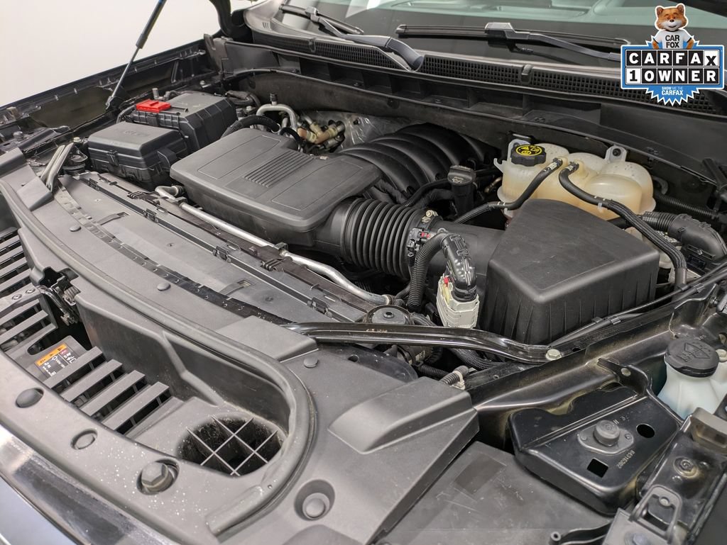 Used 2024 GMC Yukon AT4 w/ Technology Package AWD/4WD image 31
