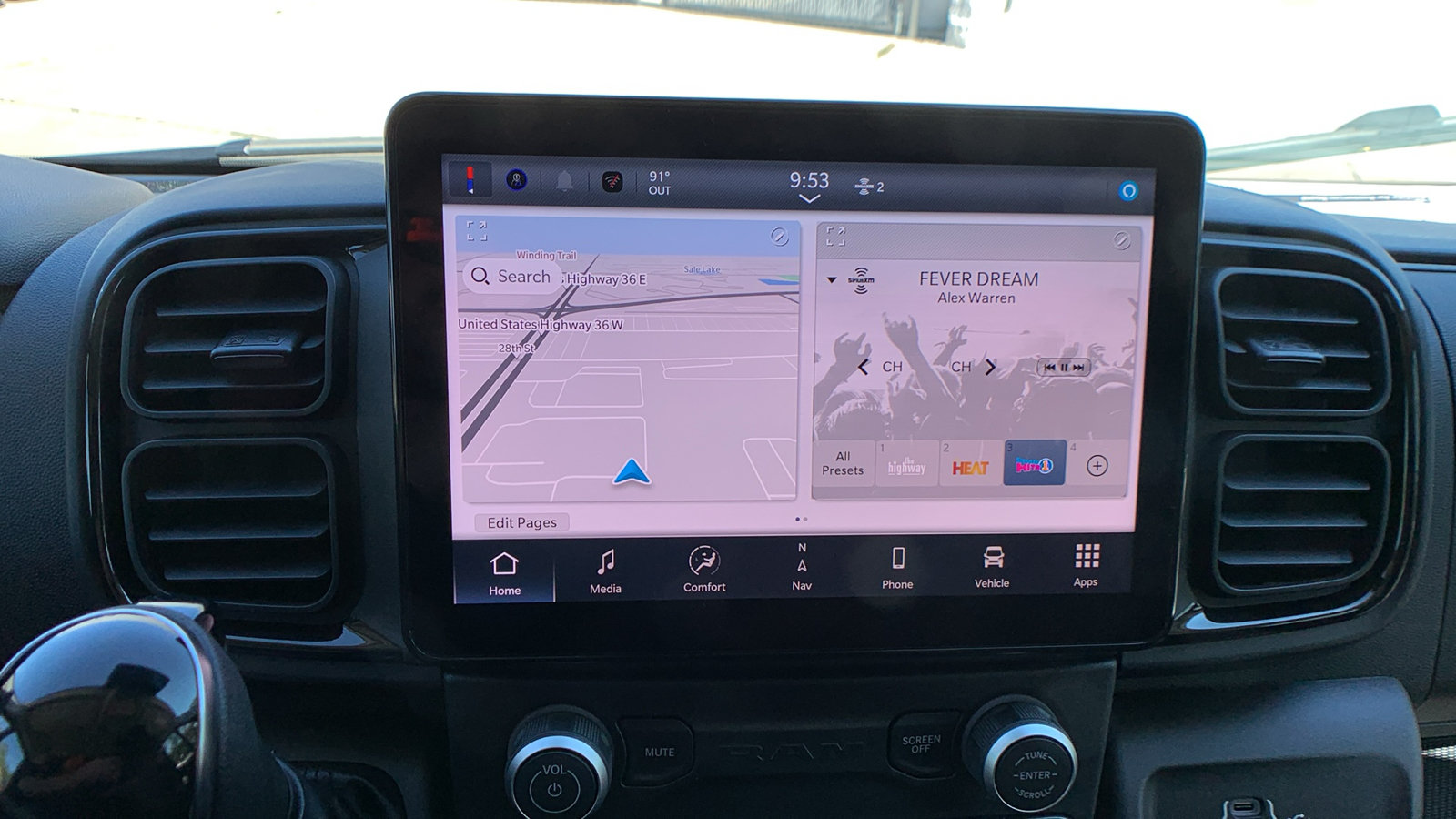 New 2026 RAM ProMaster 2500 w/ Premium Convenience Group FWD image 19