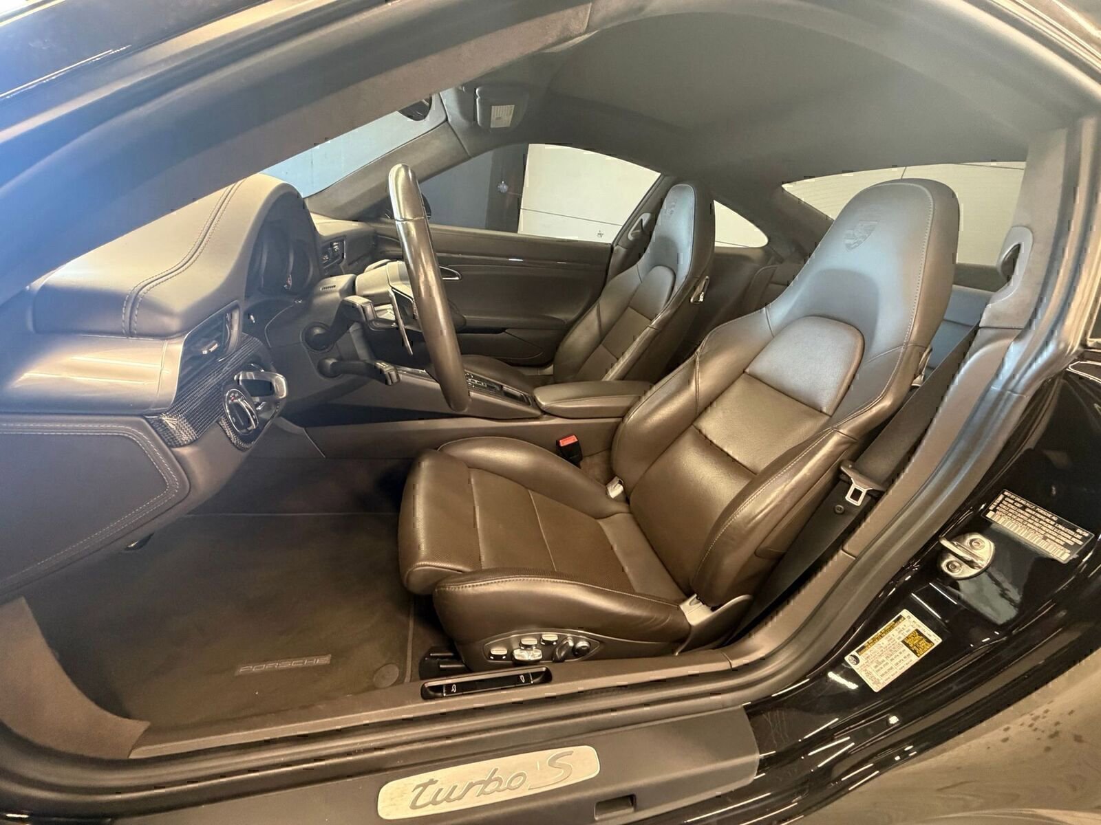 Certified 2017 Porsche 911 Turbo S AWD/4WD image 7