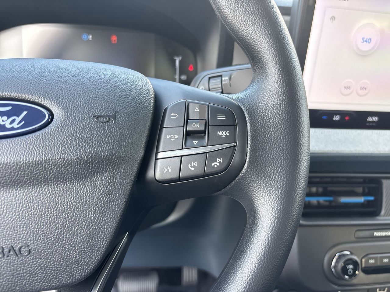 New 2025 Ford Maverick XLT image 29