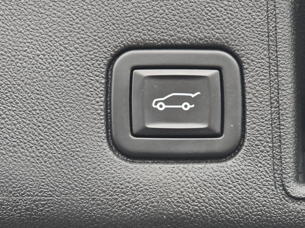 Used 2020 GMC Terrain SLT w/ Preferred Package image 20