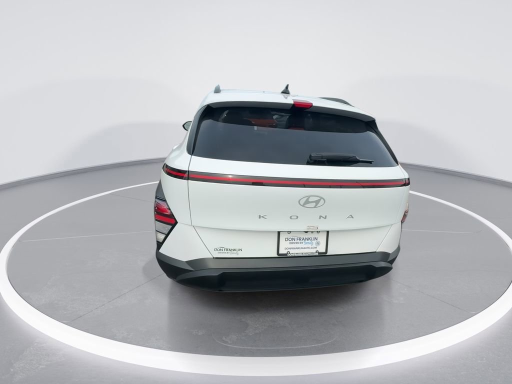 Used 2025 Hyundai Kona SEL image 7