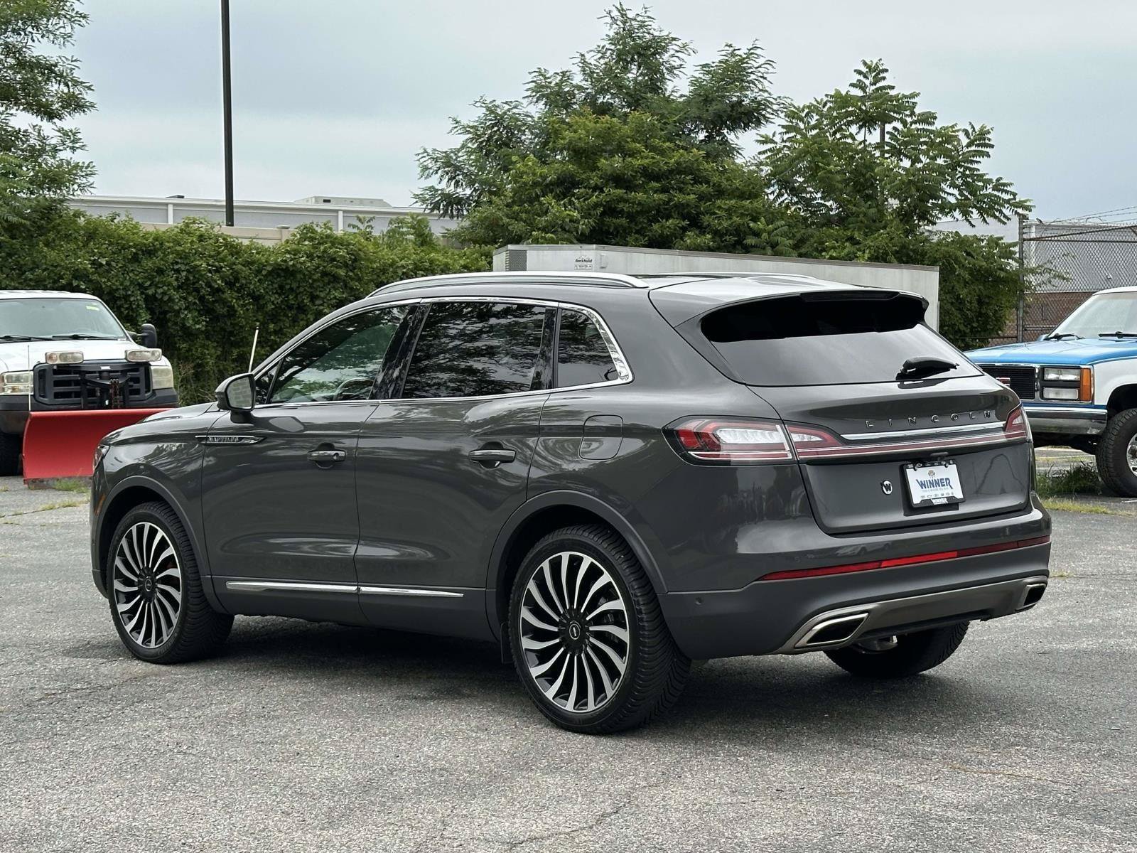 Used 2022 Lincoln Nautilus Black Label AWD/4WD image 2