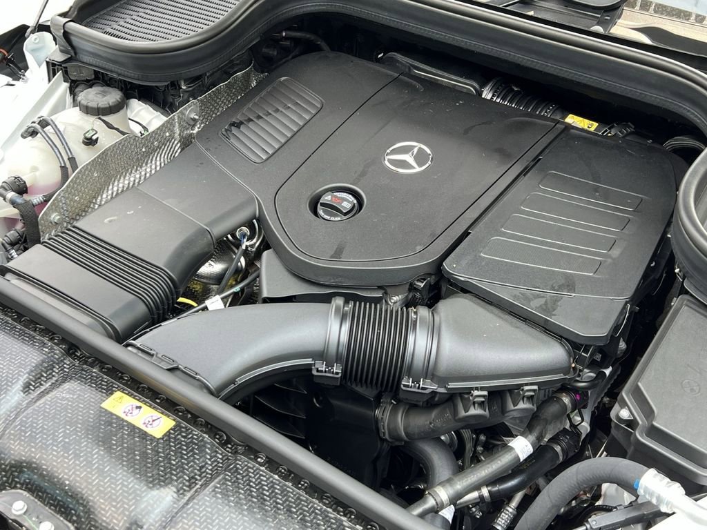Used 2025 Mercedes-Benz GLE 350 4MATIC image 28