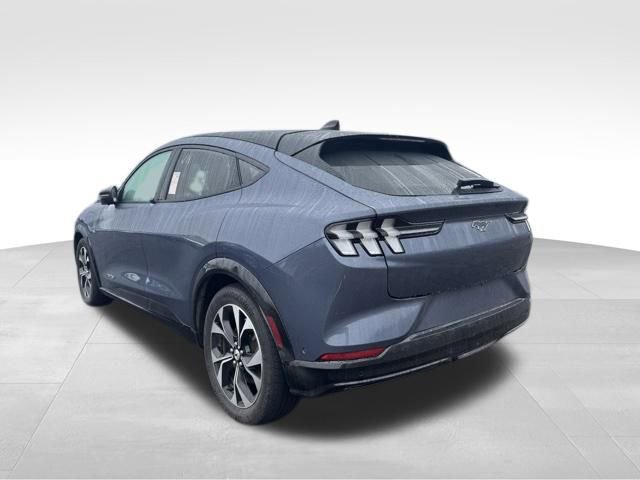 Used 2021 Ford Mustang Mach-E Premium image 5