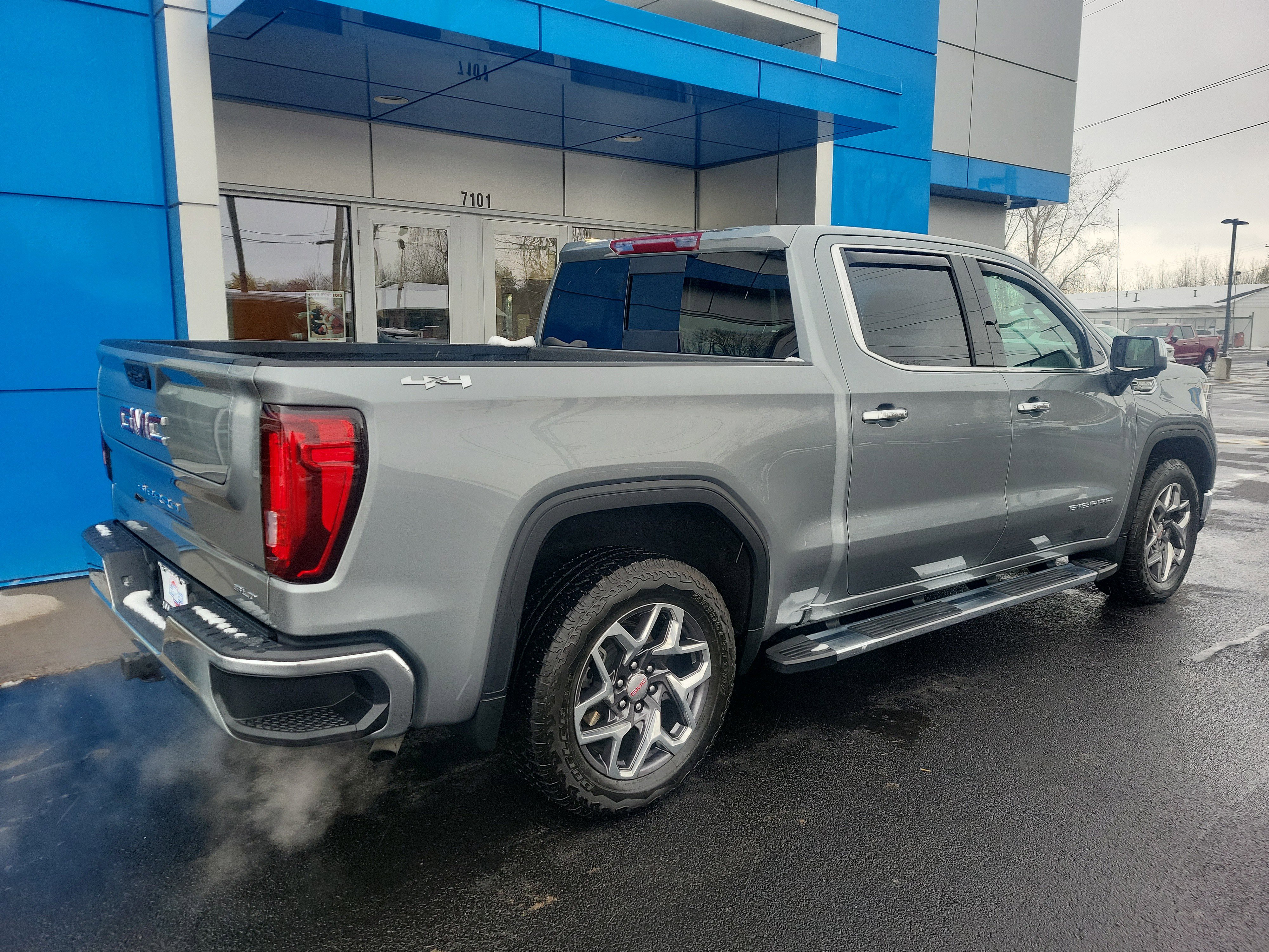 Certified 2023 GMC Sierra 1500 SLT w/ SLT Premium Package image 12