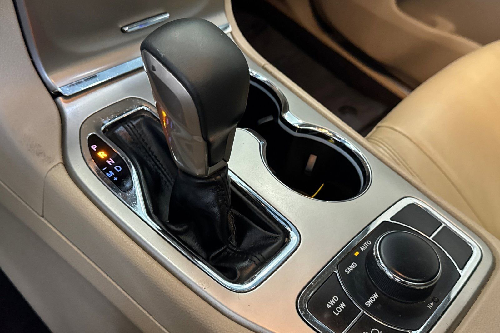 Used 2016 Jeep Grand Cherokee Limited w/ Trailer Tow Group IV image 21