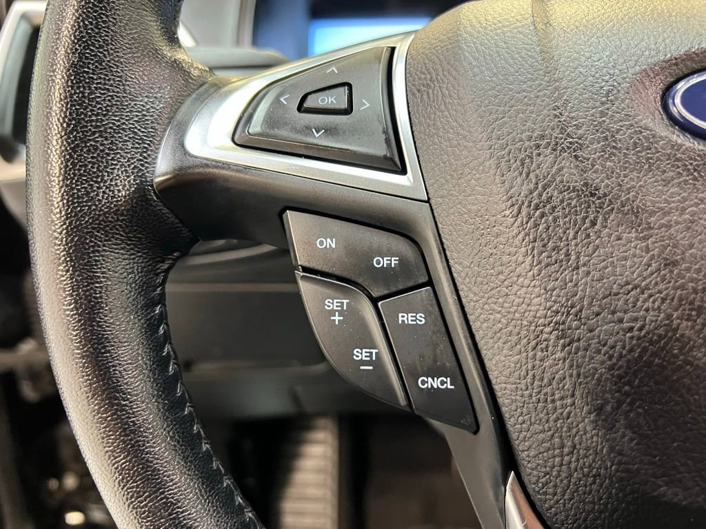 Used 2023 Ford Edge SEL image 19