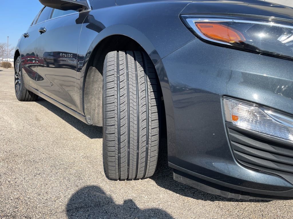 Used 2020 Chevrolet Malibu RS w/ LPO, Convenience Package 1 FWD image 16