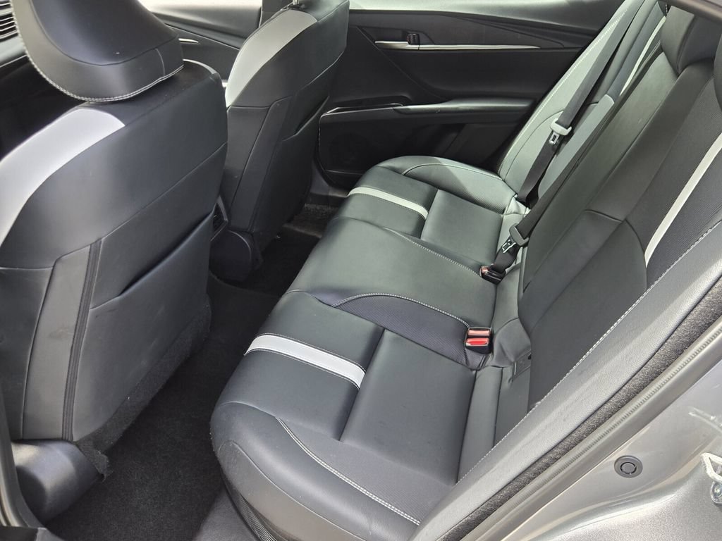 Used 2026 Toyota Camry SE FWD image 11