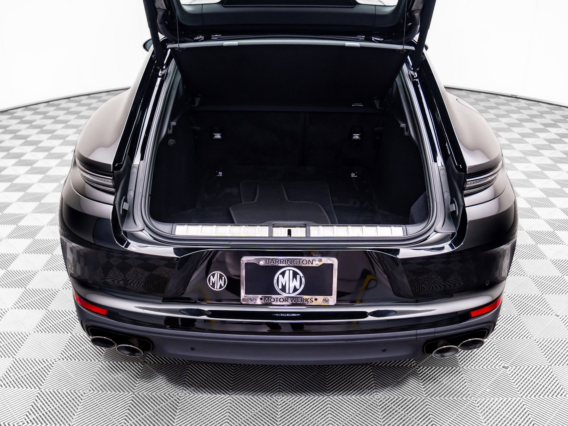 New 2026 Porsche Panamera 4 AWD/4WD image 31
