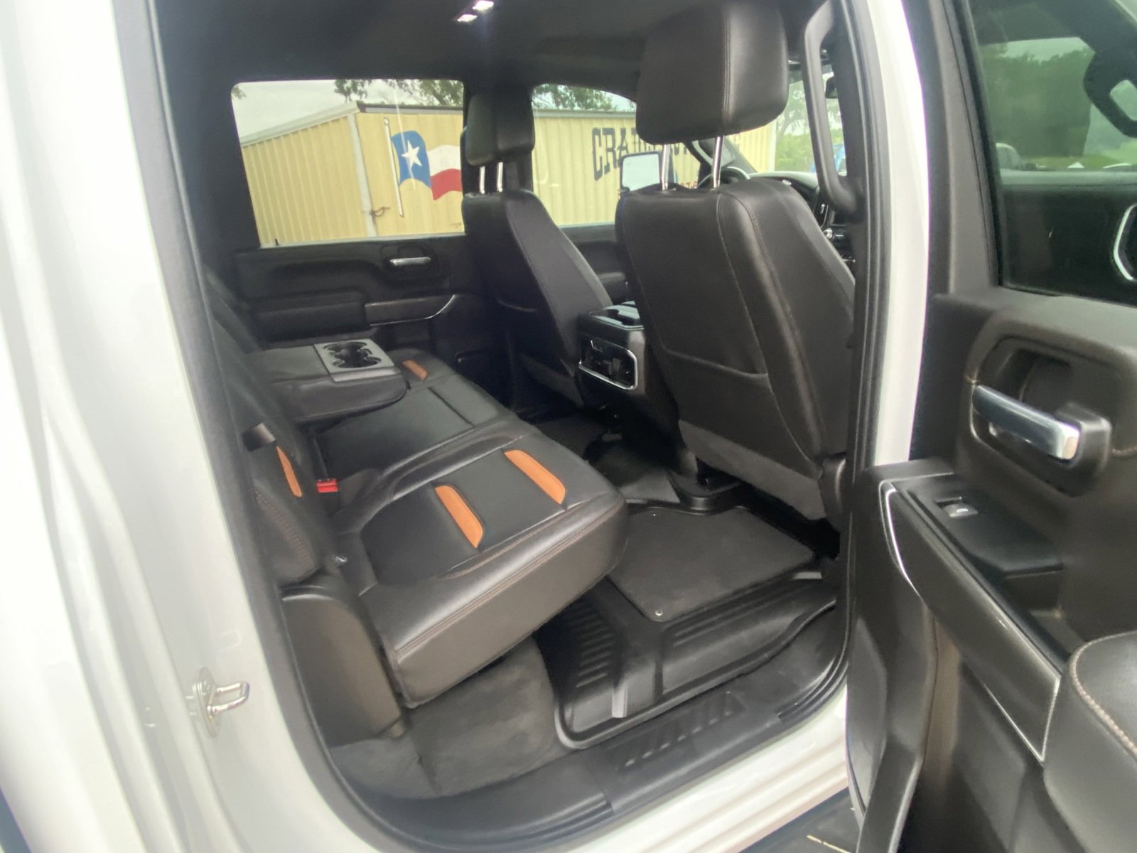 Used 2023 GMC Sierra 2500 AT4 w/ AT4 Preferred Package AWD/4WD image 12