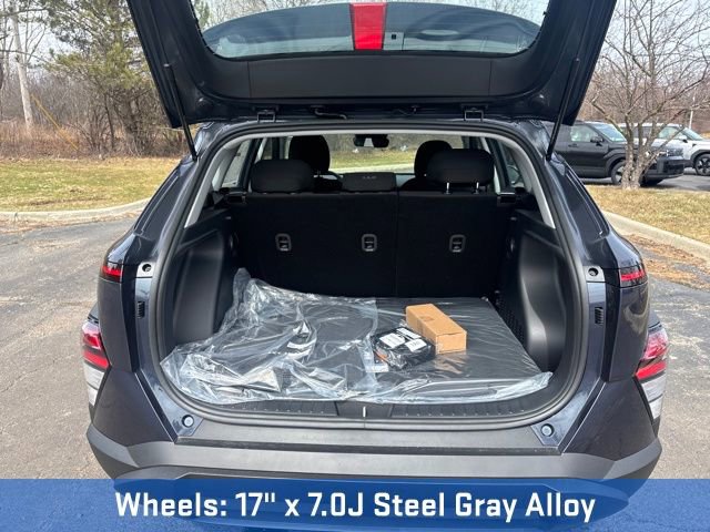 New 2026 Hyundai Kona SE image 24