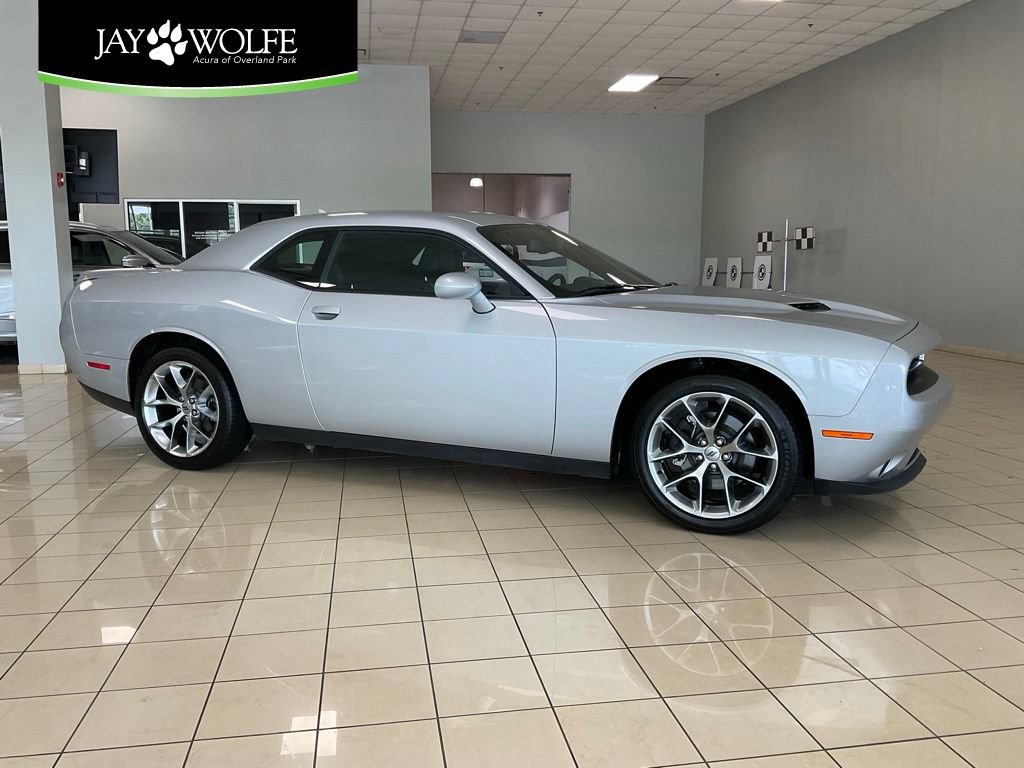 Used 2020 Dodge Challenger SXT w/ Plus Package RWD 360° Tour