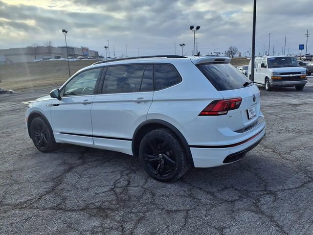 Used 2023 Volkswagen Tiguan SE R-Line image 25